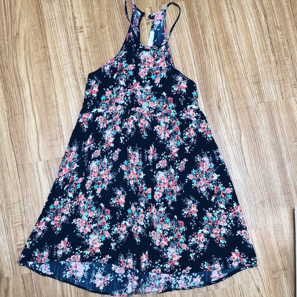 Socialite Bibneck Floral Dress